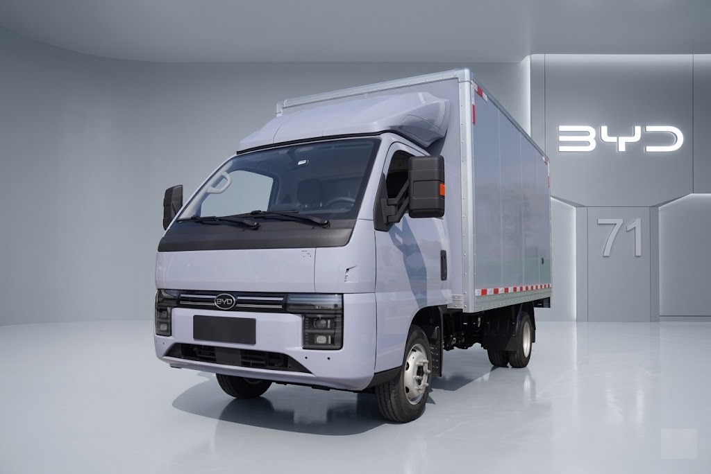 BYD T4